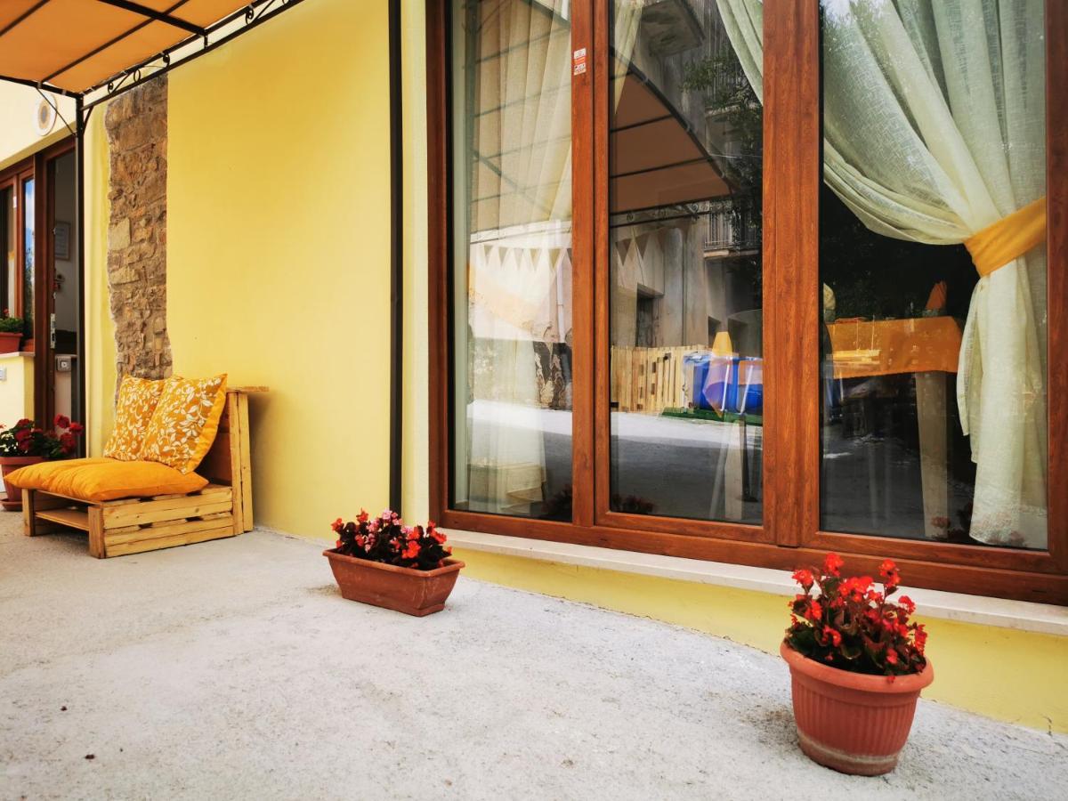 Agriturismo B&B Il Girasole Roccadaspide Ngoại thất bức ảnh
